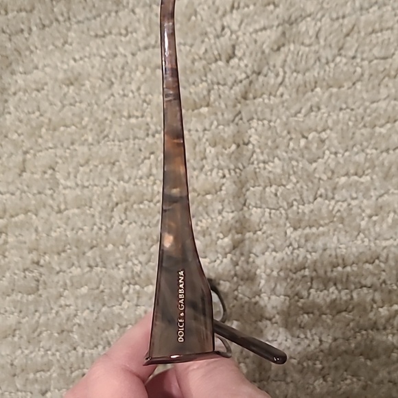 Dolce & Gabbana frames original black case with sparkling DG emblem. DG1126 - Picture 5 of 8